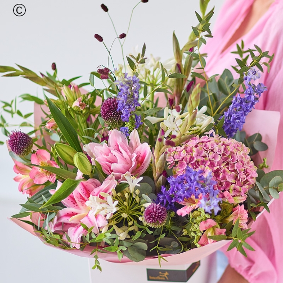 Large British Handtied